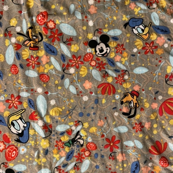 LulaRoe TC Disney Leggings - Picture 2 of 4